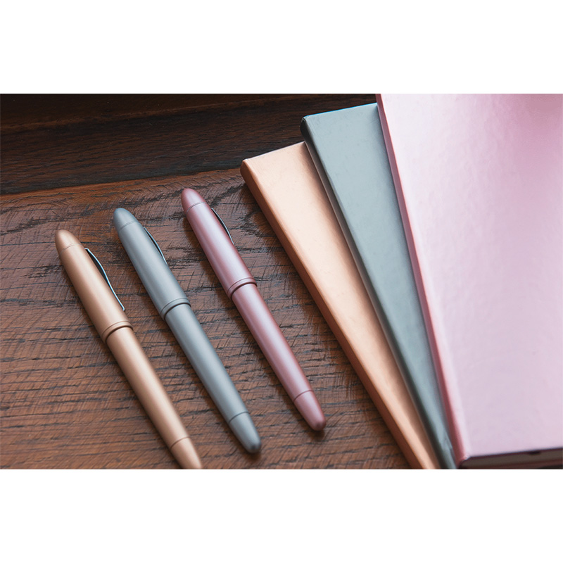 Блокнот Brunnen Компаньон Металлик, на резинке, точка, 80 гр/м2, 9.5 х 12.8 см, 96 листов Золотой металлик-5